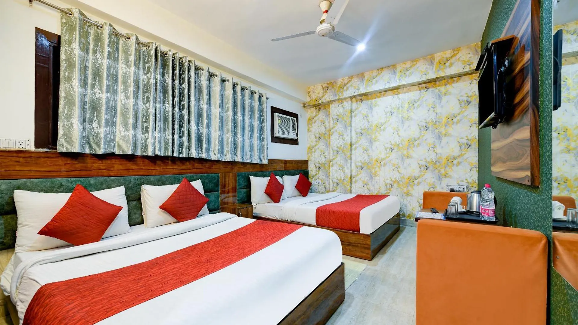 Hotel Skywood At Airport New Delhi