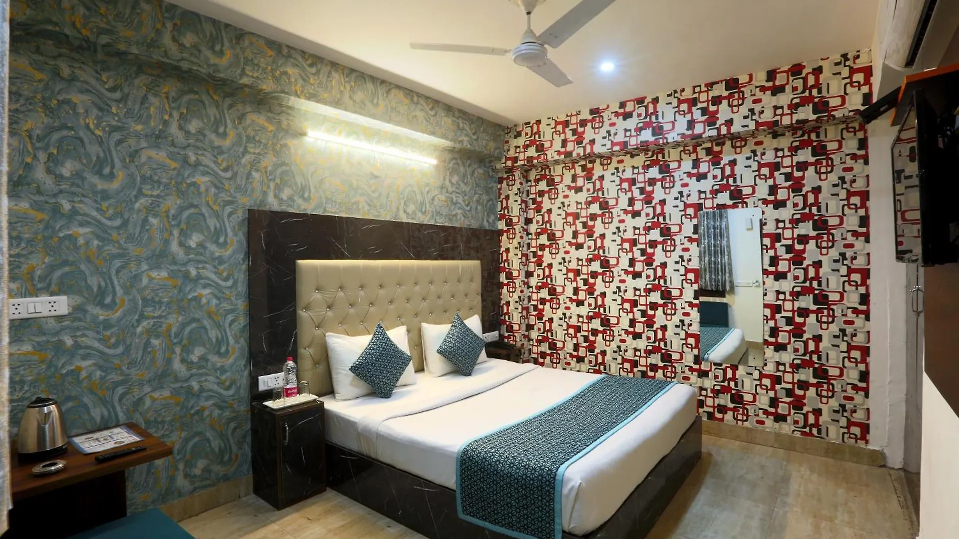 Hotel Skywood At Airport New Delhi